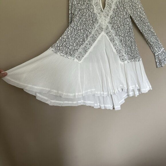 SOLD Free People M White Sheer Lace Dress / Tunic Victorian Boho Bride Bell Slee - Picture 10 of 13